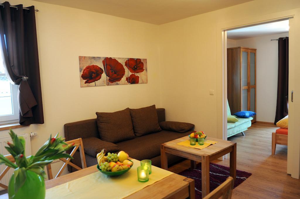 Appartements Haus Sieberer Brixen im Thale Kamer foto