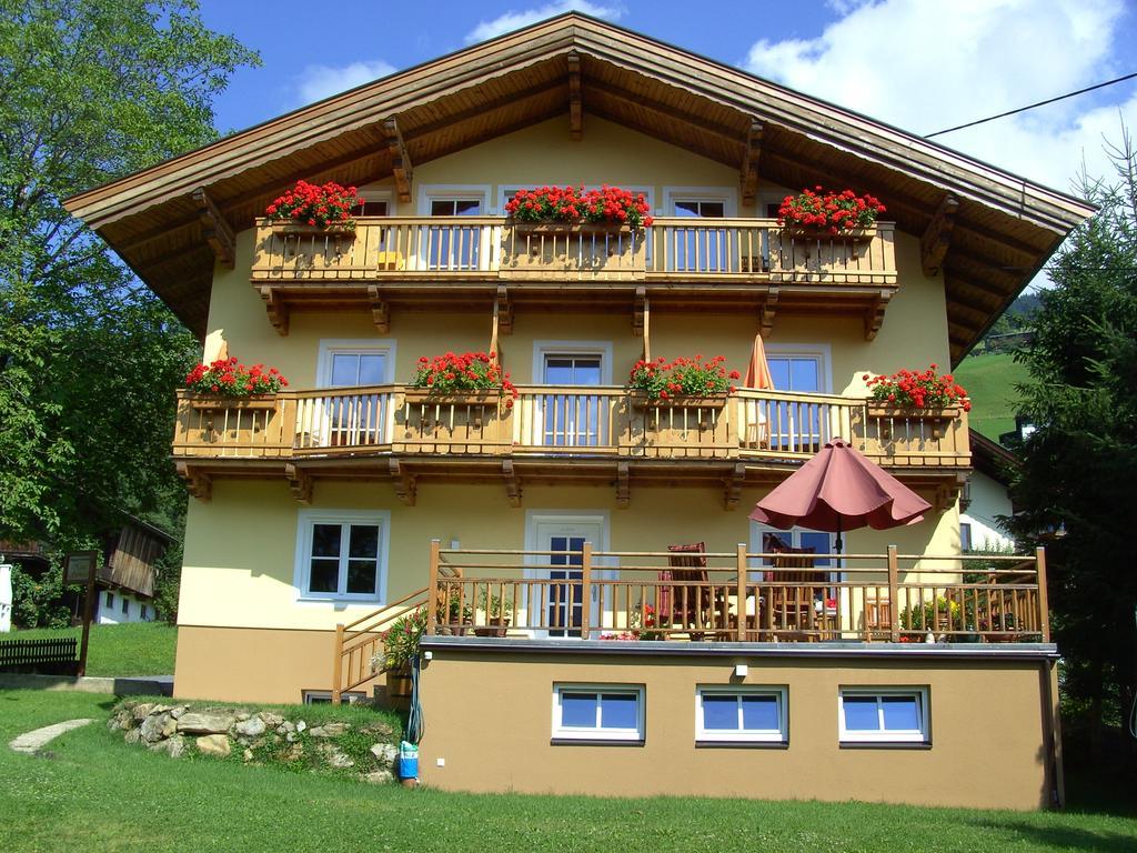 Appartements Haus Sieberer Brixen im Thale Buitenkant foto